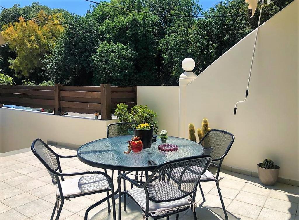 Villa John'S House Rhodes City Esterno foto